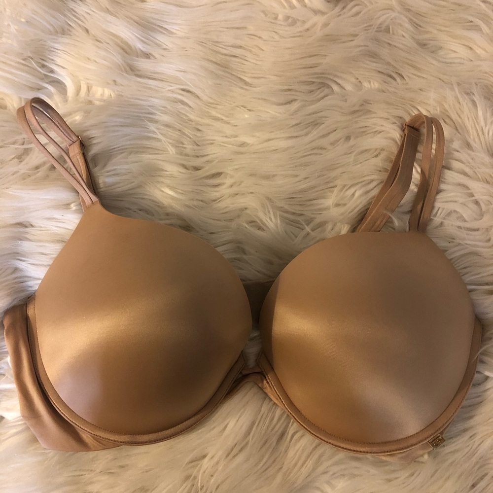Nude Victoria’s Secret Very Sexy push-up bra 36DD